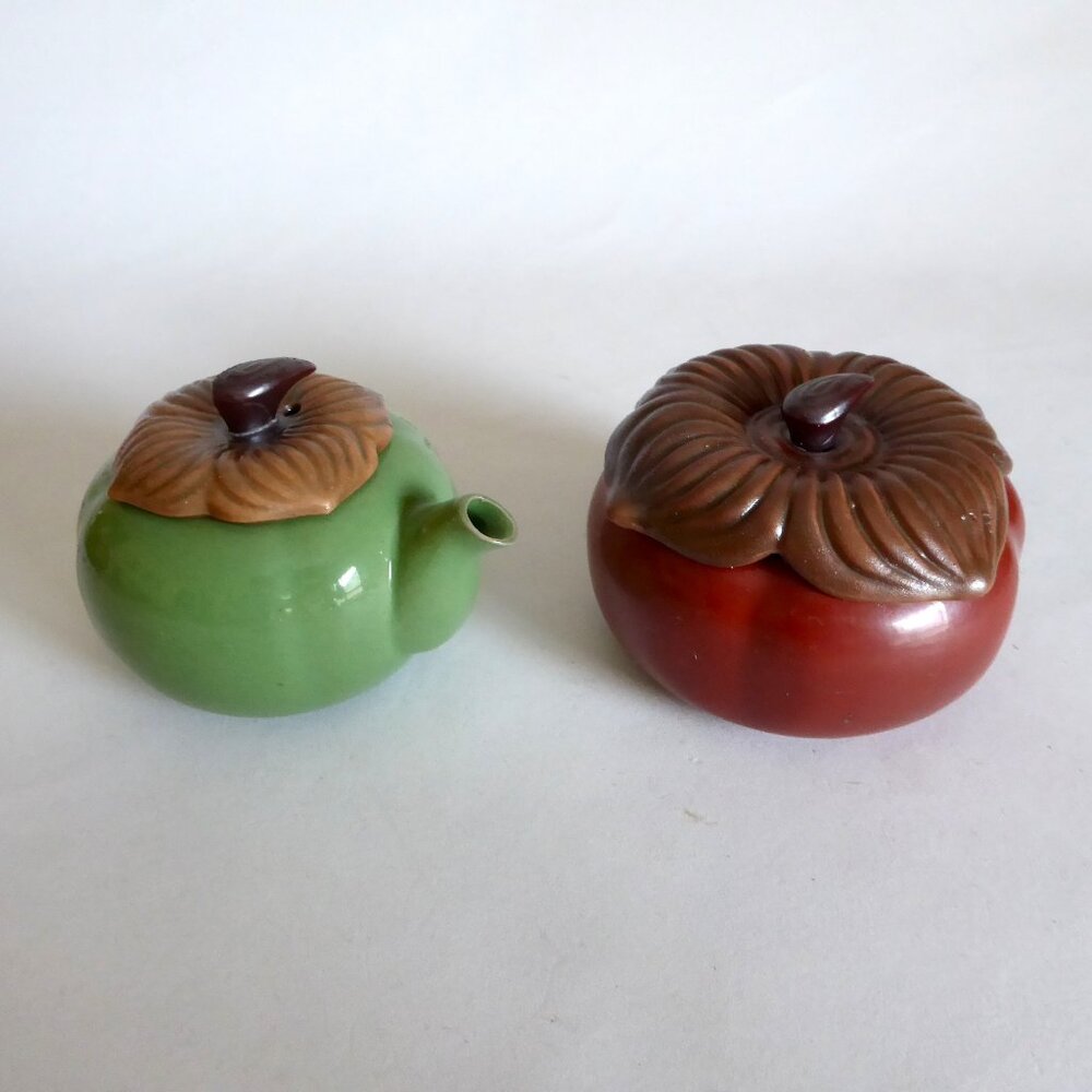 VINTAGE JAPANESE JAPAN KOTOBUKI PORCELAIN MINI FRUIT TEAPOT & TEA CONTAINER (NEW